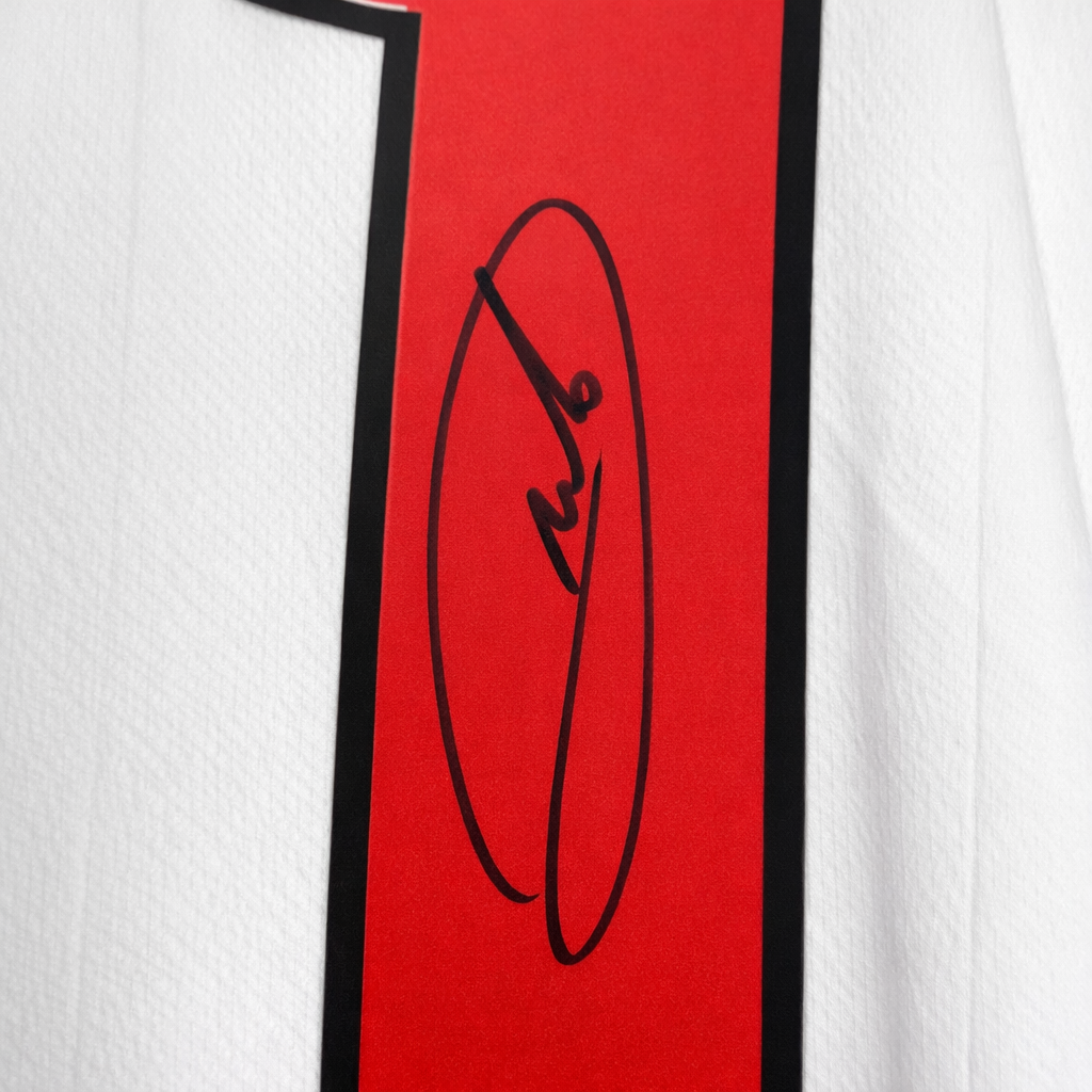 Andrea Pirlo Signed AC Milan Away Soccer Jersey #21 with Beckett Witness - Size Large